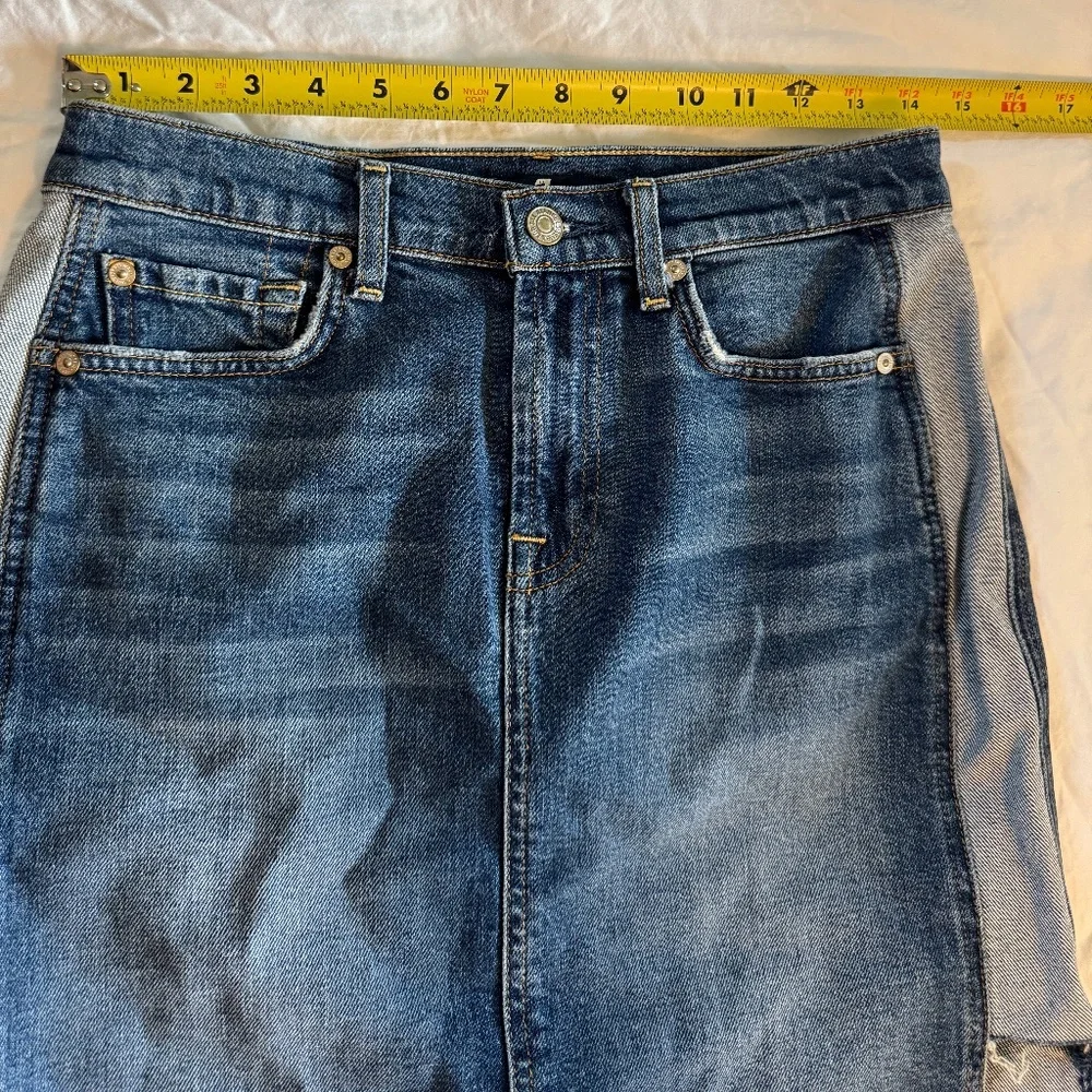 7 For All Mankind Reverse Step Side Panel Denim Mini Skirt Size 27